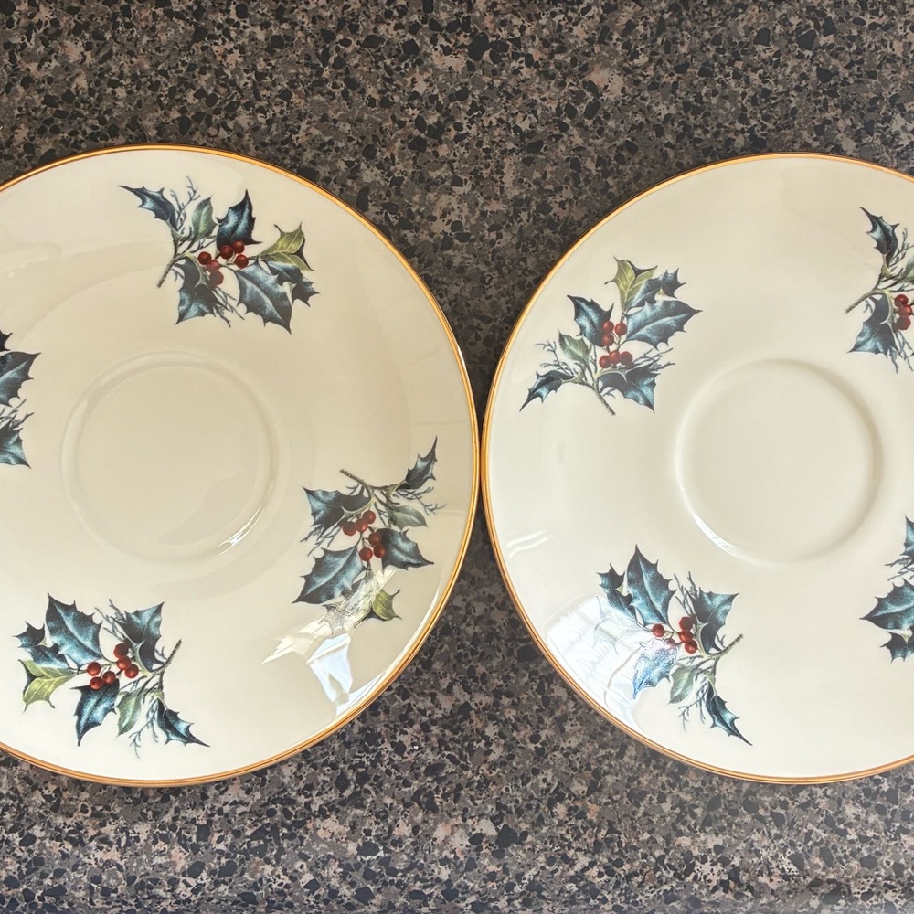 Vintage Lenox winter Greetings China Saucer Plate Gold Trim Holly  Design qty 2